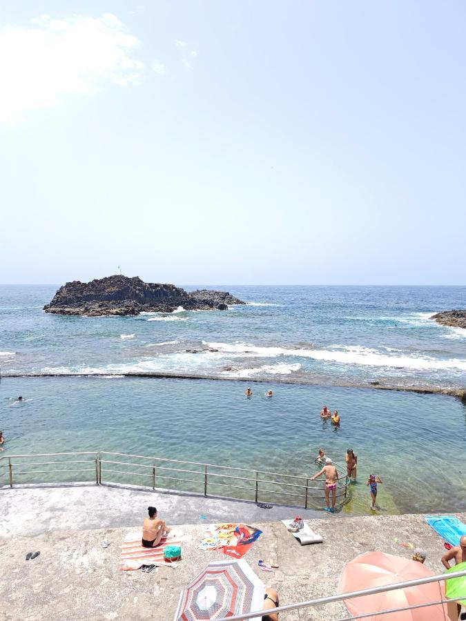 Cozy Apartment In Front Of The Natural Pools El Pris Eksteriør billede